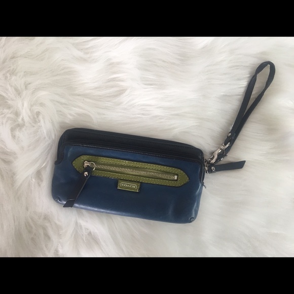 Coach Handbags - Coach Color Block Clutch/Wristlet